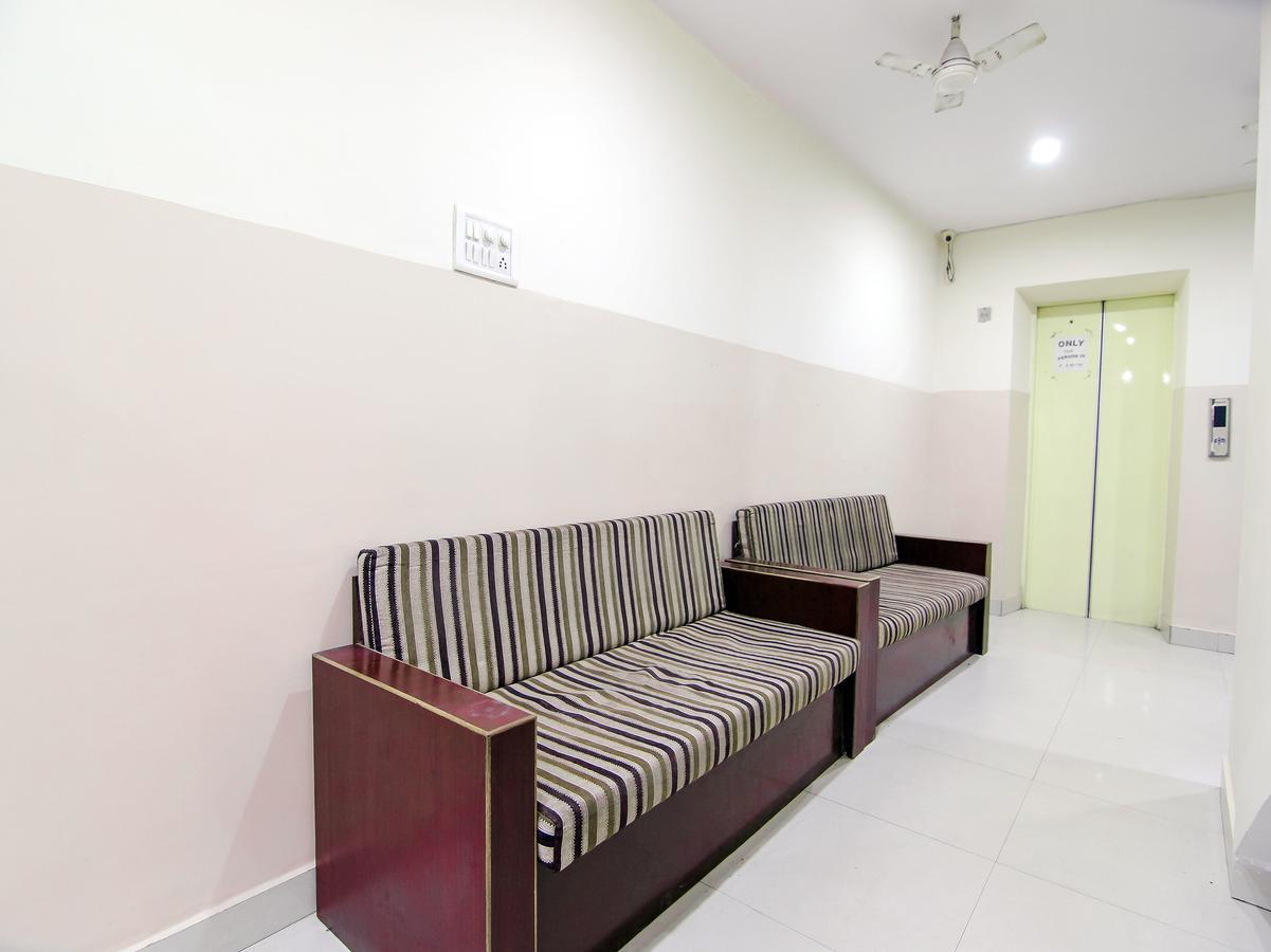 Oyo 14345 Hotel Panchsheel Varanasi Exterior photo