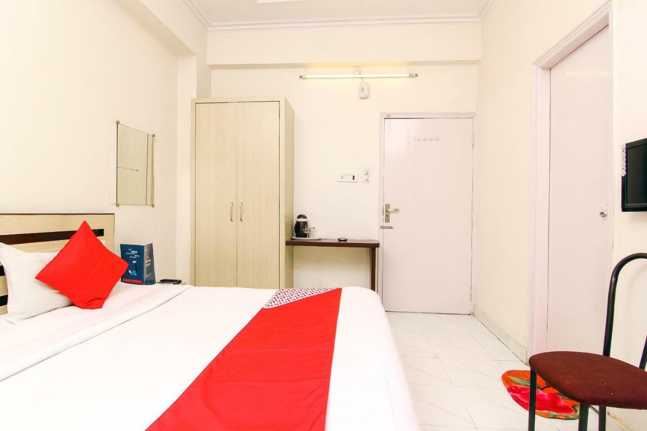 Oyo 14345 Hotel Panchsheel Varanasi Exterior photo